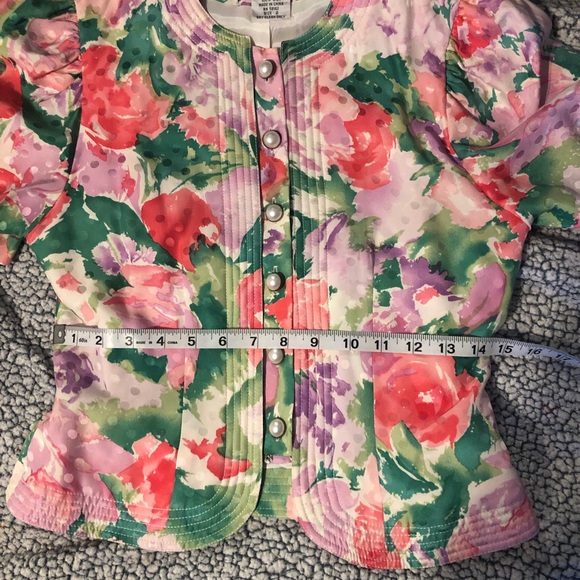 Maggie London 100% silk Floral skirt with poof sleeve pearl button blouse